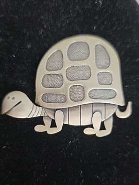 Silver Turtle Brooch - Classic Silver Women’s Jewelry